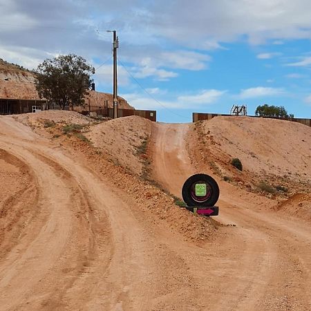 Hôtel Tom Cat Hill Rd à Coober Pedy Extérieur photo